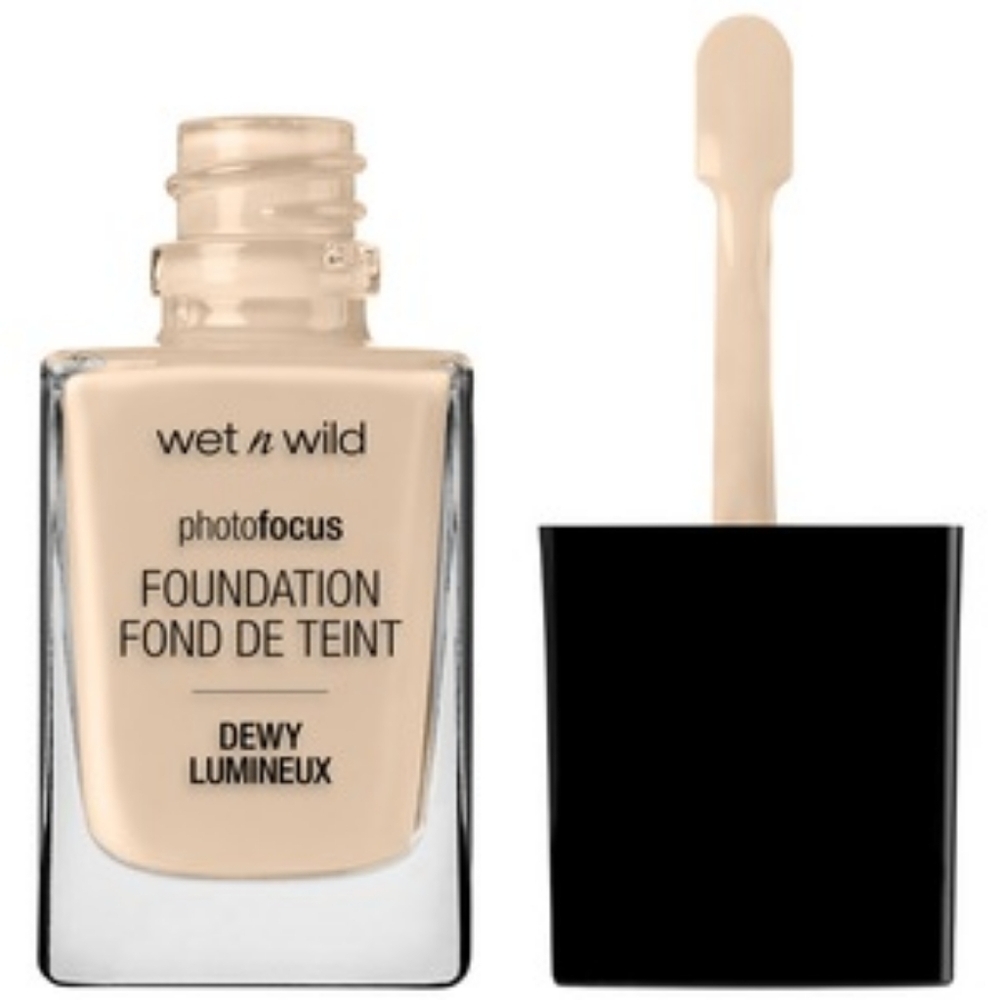 2 x Wet n Wild Photo Focus Dewy Foundation, Nude Ivory